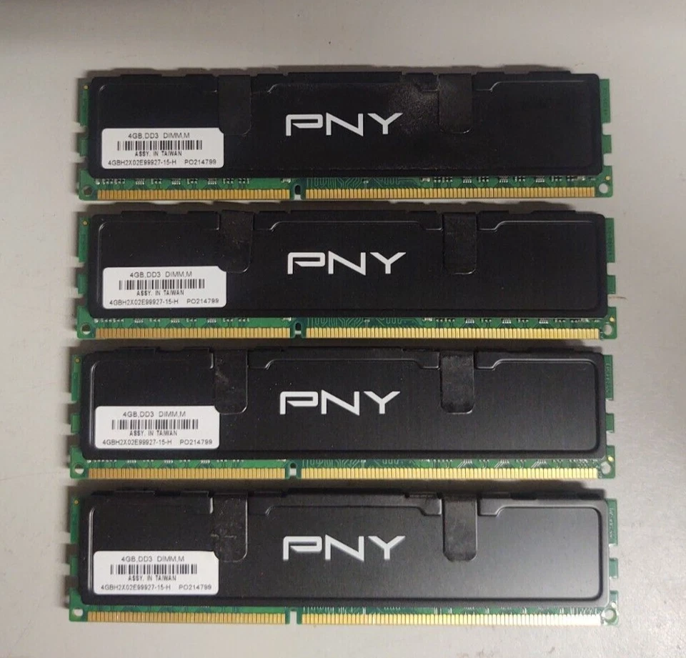 PNY 16GB (4x4GB) DDR3 Game PC RAM Memory Kit H-Shielded PC3-12800 1600 MHz XLR8 - Image 1 of 1