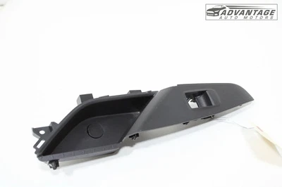 2024-2025 CHEVROLET TRAX REPOSABRAZOS PUERTA TRASERA DERECHA INTERRUPTOR VENTANA BISEL CUBIERTA OEM Foto 1 de 4