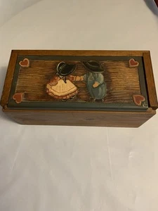 Vintage Wooden Hand Painted Folk Art Box/Slide Lid - Picture 1 of 7