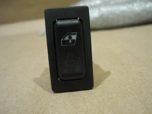 Ferrari 348, Mondial t - RH Window Switch- P/N 144798 - Picture 1 of 7
