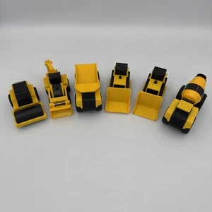 Funrise CAT Caterpillar Construction Vehicles Trucks Yellow Plastic 2019 2021 - Picture 1 of 24