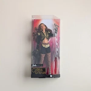 Muñeca Coleccionista Mattel Barbie Signature Gloria Estefan HCB85 Nueva ** - Imagen 1 de 11