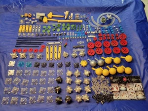 300+ Piece & Parts Vintage Play-Jour Capsela Set Parts LARGE COLLECTION - Picture 1 of 24