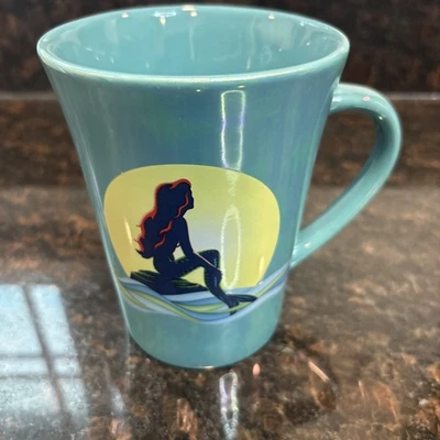 Taza de cerámica Disney Ariel La Sirenita Foto 1 de 4