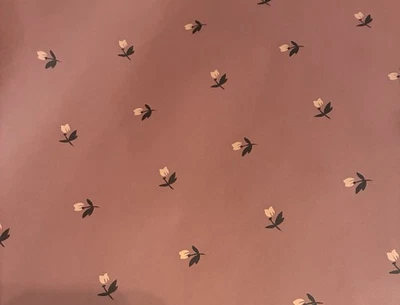 VTG wallpaper 1982 F. Schumacher Dark Pink flowers - 2 rolls approx 14 ft total - Image 1 of 4