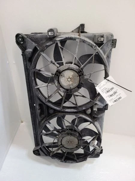 2007-14 CHEVROLET SUBURBAN 1500 Radiator Fan Motor Assembly Dual Fan 15780788 - Imagem 1 de 4