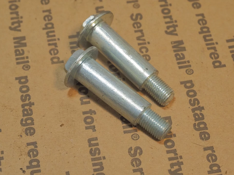 Paquete de 2 pernos para soldar Homelite Jacobsen 359181 NOS BX83 Foto 1 de 1