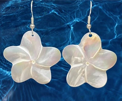 Pendientes de flores talladas en madreperla concha colgante mop playa joyería de verano Foto 1 de 4