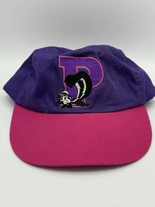 Vintage 1993 Purple & Pink Warner Bros Looney Tunes Pepe Le Pew Elastic Hat  - Picture 1 of 4
