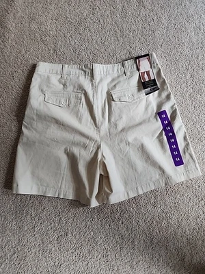 Banana Republic TAN 褶饰短裤 14 码女式全新带标签 — 第 1/4 张图片