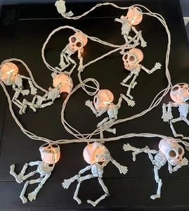 Halloween Skeleton String Lights Plastic Set Of 10 Skeletons 5.5" Patio Camper - Picture 1 of 5