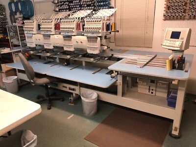 BARUDAN 4 ГОЛОВЫ ВЫШИВАЛЬНАЯ МАШИНА / 15 ИГЛА / 15 ЦВЕТ / Б/У - Изображение 1 из 3