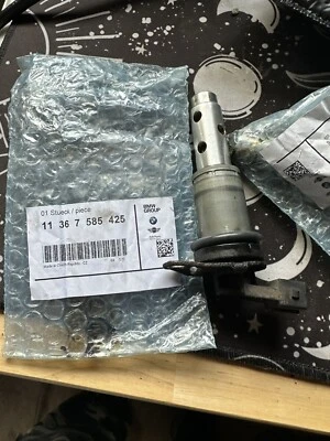 2006 BMW Z4si (E85) 3.0L N52 ENGINE VANOS SOLENOID SET/2 1136758425 Foto 1 de 4