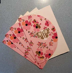 Fancy Flower & Dot Grid Tri Fold Envelopes w/ 3D Butterfly Closure - Pkg. of 4 - Picture 1 of 6