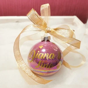 Weihnachtskugel aus Glas 8cm mit Namen + Wunschfüllung Federn Glitzer Schnee - Bild 1 von 12