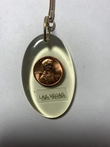 Vintage Las Vegas Penny Cased Lucky Penny Collectible Keychain - Picture 1 of 3