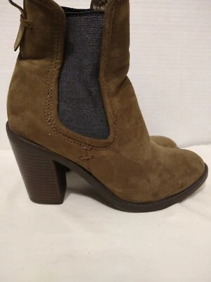 Botas de tornozelo femininas Olive tamanho 6.5 estilo camurça - Imagem 1 de 3