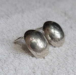 Antique Sterling Silver Art Nouveau Engraved Embellishments Clip On Earrings - Picture 1 of 10