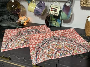 2 Quilted Jessica Simpson Amrita Medallion Pillow Shams Standard New A15 - Picture 1 of 6