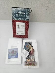 WALT DISNEY SHOWCASE " MICKEY MOUSE WITH HEART " 4026084  NEW - Picture 1 of 6