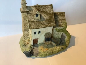 Miniature Ornament Cottage/House 3x4 inch Aprox (CB26) - Picture 1 of 5