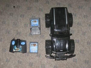 RADIO CONTROLLER CAR - JEEP - Picture 1 of 6