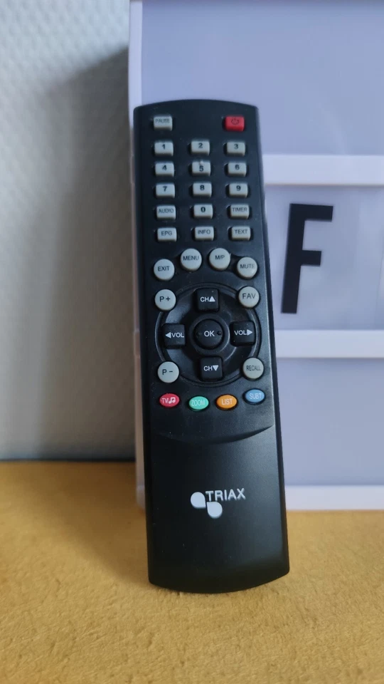 ★ TRIAX boitier TV télécommande officielle constructeur original - Photo 1/2