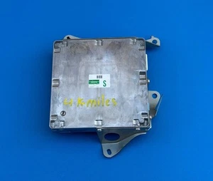 2010-2012 LEXUS LS600H OBJECT RECOGNITION CONTROL MODULE 86463-50030 OEM ( 4K ) - Picture 1 of 5