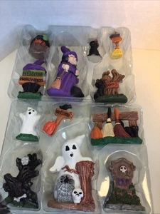 Gruselige Miniatur Halloween Feengarten Hexe, Geist, schwarze Katze Figuren - Bild 1 von 6