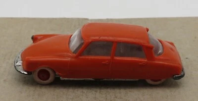B Old Made In France 1957 MICRO NOREV HO 1/87 CITROEN DS 19 1957 1959 MARRONE #2 - Immagine 1 di 4