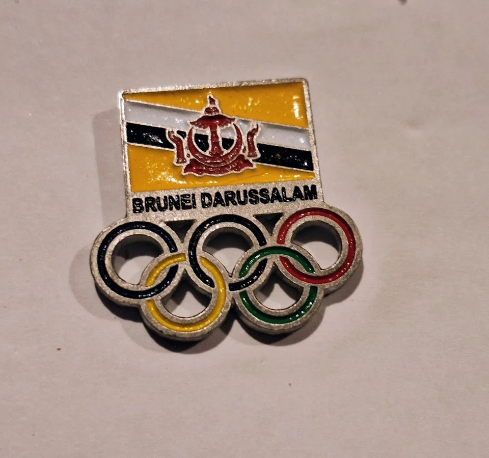  BONITO PIN NOC OLÍMPICO DE BRUNEI SIN FECHA Foto 1 de 1