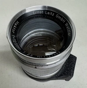 Leica Leitz Hektor 125mm f2.5 Wetzlar mit Haube, Kappen und #16466M Adapter - Bild 1 von 9