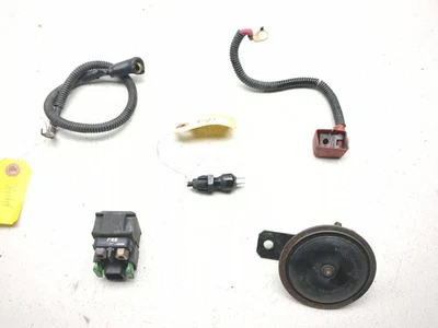 01-04 Suzuki VL800 Intruder Volusia Juego de relés Bocina de arranque Interruptor de freno Batería Foto 1 de 4