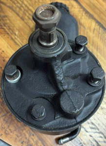 1970 Chevelle SS Saginaw Power Steering Pump Cap GM Banjo Type LS6 LS5 L78 L34 - Picture 1 of 6
