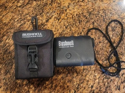 De colección Bushnell Yardage Pro Waterproof Corporation 9200 Cody D453301S Foto 1 de 4