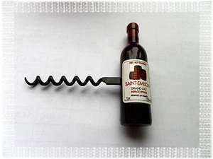 Magnet Aimant Tire Bouchon Bouteille Vin Rouge - Picture 1 of 4