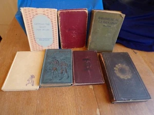 Viele verschiedene Vintage ältere Hardcover-Bücher ~ Ende des 19. bis frühen 19. Jahrhunderts - Bild 1 von 23