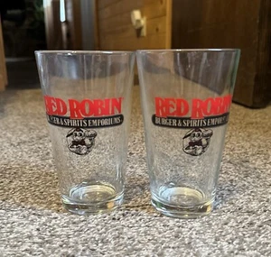 Red Robin Grill & Spirits Beer Pint Glass Set Of 2 - Picture 1 of 7
