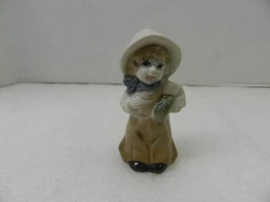 Estatuilla de porcelana de cosecha de sombrero con niña de granja de mediados de siglo de colección Country - Imagen 1 de 7