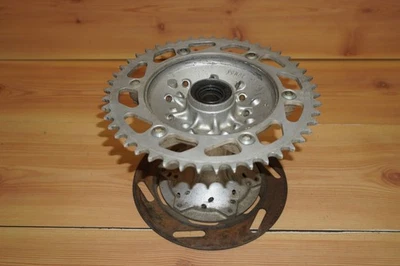 1990-92 Yamaha YZ250 YZ 250 YZ125 Rear Wheel Hub Rotor Sprocket 3SP-25311-00-00 - Image 1 of 4