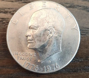 1776-1976 D Eisenhower Liberty Bell Moon Silver One Dollar US Bicentennial Coin - Picture 1 of 2