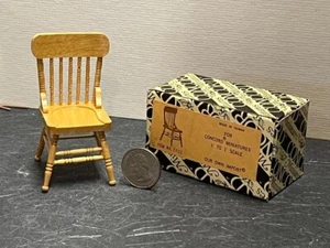 Dollhouse Miniature Kitchen Side Chair Oak 1:12 inch scale C14 Dollys Gallery - Picture 1 of 3