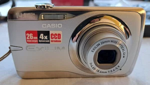 Digitalkamera Casio EX-Z550, 14,1 MP, silber; so gut wie neu, da kaum benutzt - Bild 1 von 8