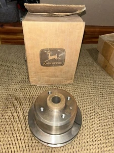 Genuine John Deere Pulley T23628 - Picture 1 of 6