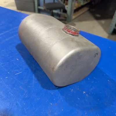 Wheel Horse Suburban 400 550 401 551 Fuel Tank Gas Tank - Image 1 of 4