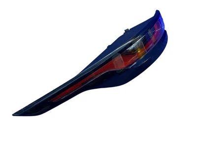 2018-2021 LAND ROVER VELAR REAR LEFT QUARTER PANEL MOUNTED TAILLIGHT TAIL LIGHT - Image 1 of 4