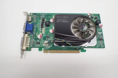 Tarjeta de video EVGA NVIDIA GeForce GT 220 1 GB GDDR3 PCI Express 2.0 x16 Foto 1 de 4
