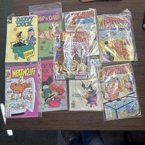 Daffy Duck Heathcliff Chip N Dale Bullwinkle Bronze Age  mixed Comics Log Bundle - Picture 1 of 12