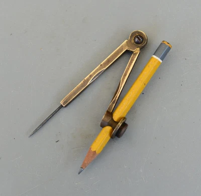 Vintage HELIX Registered Brass Divider Compass 100mm Made in England - Image 1 of 4