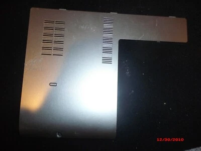 AP0OT000400 Toshiba P855 Silver Ram Memory HDD Cubierta P855-S5312 Foto 1 de 2